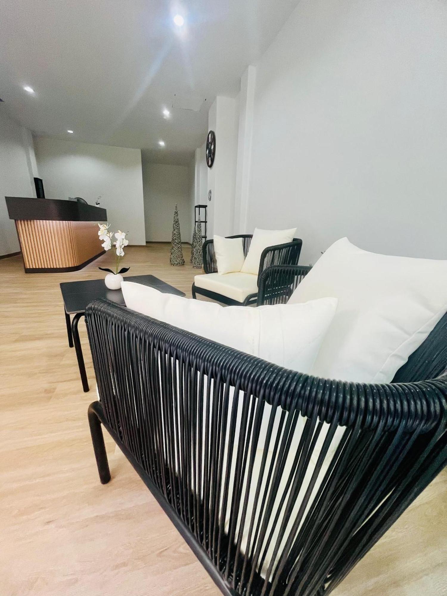 Patong 28 Boutique Hotel מראה חיצוני תמונה