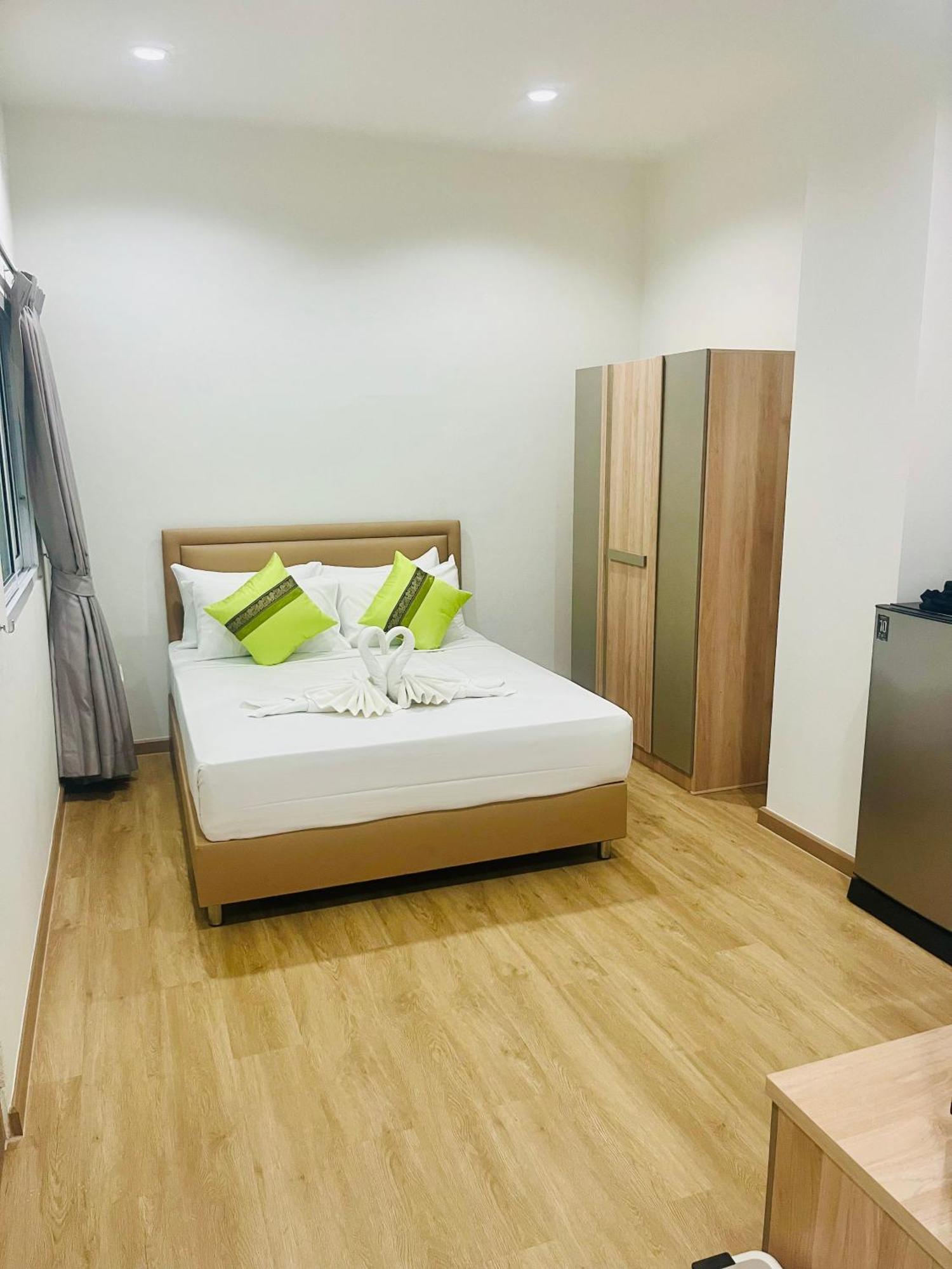 Patong 28 Boutique Hotel מראה חיצוני תמונה