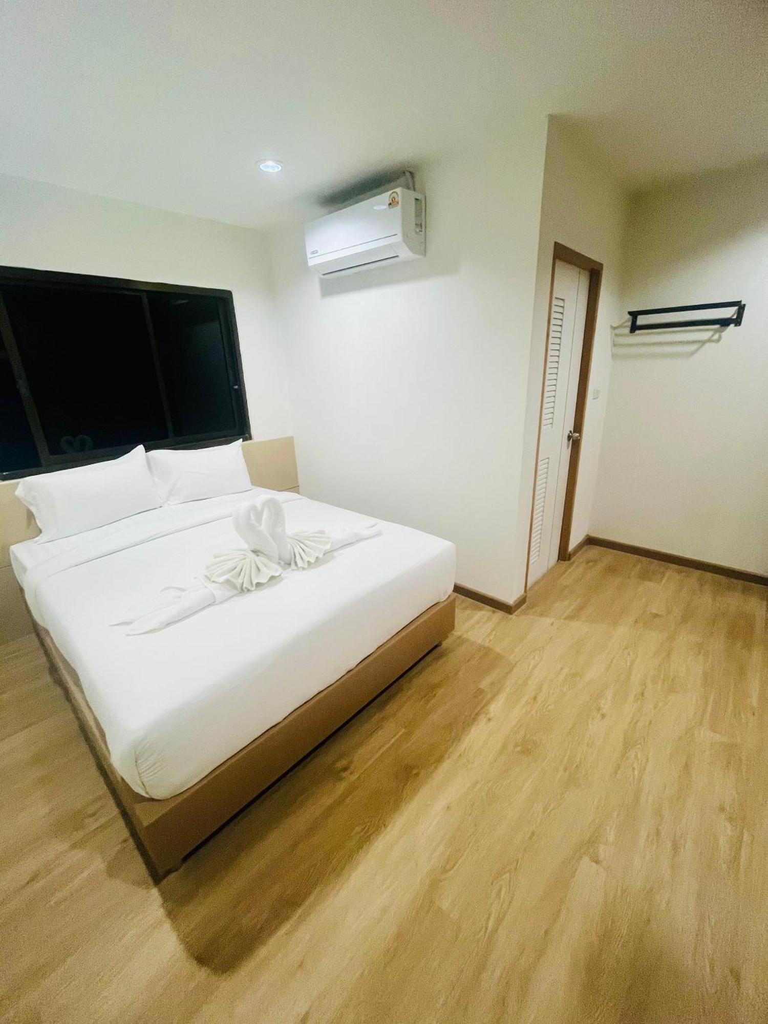 Patong 28 Boutique Hotel מראה חיצוני תמונה