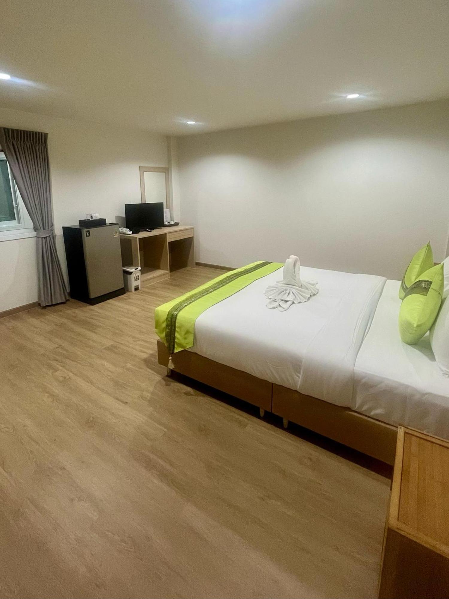 Patong 28 Boutique Hotel מראה חיצוני תמונה