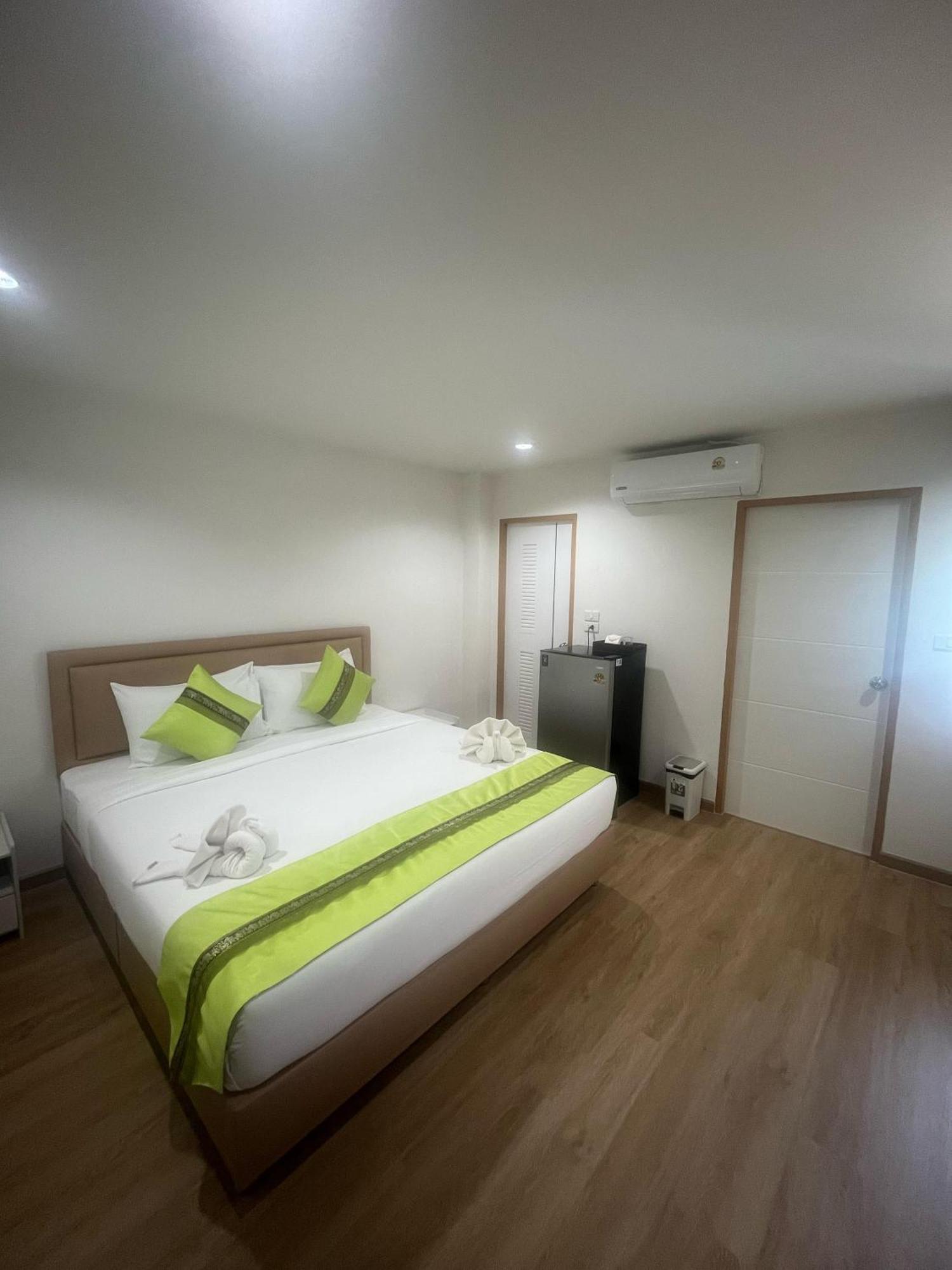 Patong 28 Boutique Hotel מראה חיצוני תמונה